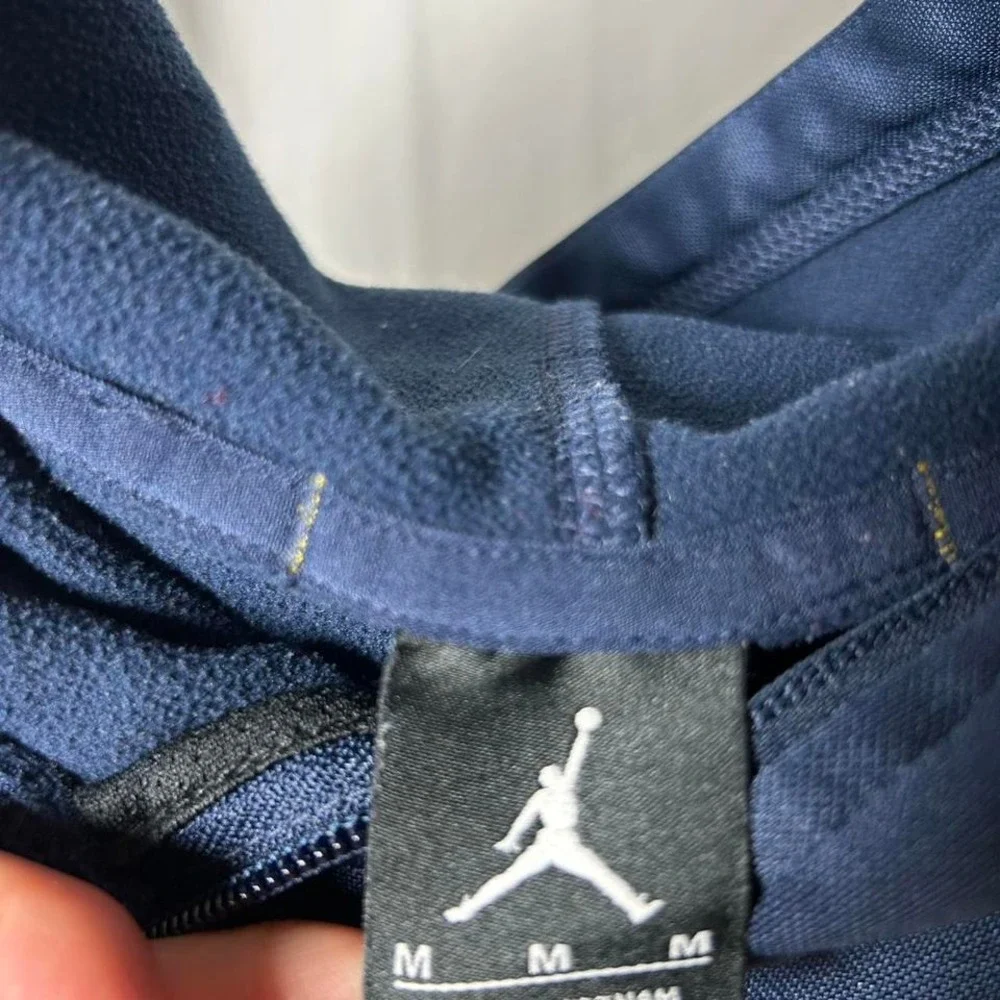 Nike Air Jordan Mens Michigan Jump‎ Man Full Hooded Sweatshirt Jacket Medium